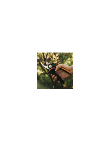 Fiskars M P921 tijeras de podar Evitar Negro, Naranja