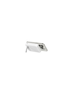 Belkin BoostCharge Pro Cargador inalámbrico Blanco 2