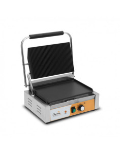 SANDWICHERA INDUSTRIAL SUPERFICIE MIXTA (RAYADA + LISA) 2200W CHEF PRO