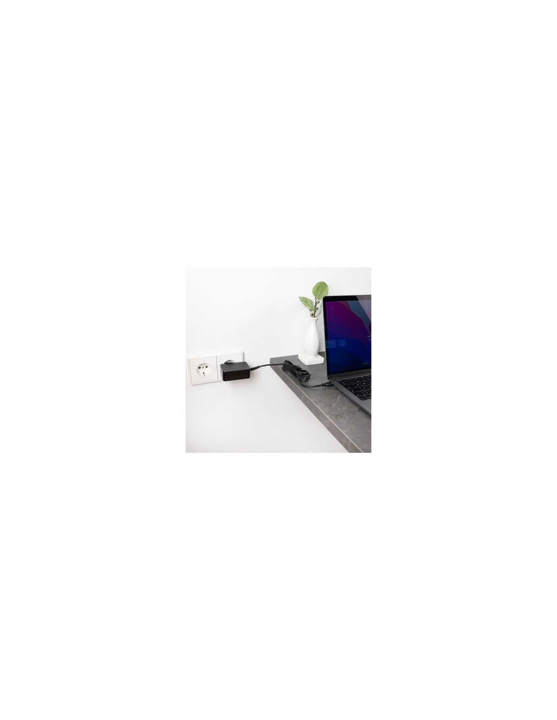 TooQ TQLC-USBCGAN65PD cargador de dispositivo móvil Portátil Negro Corriente alterna Interior