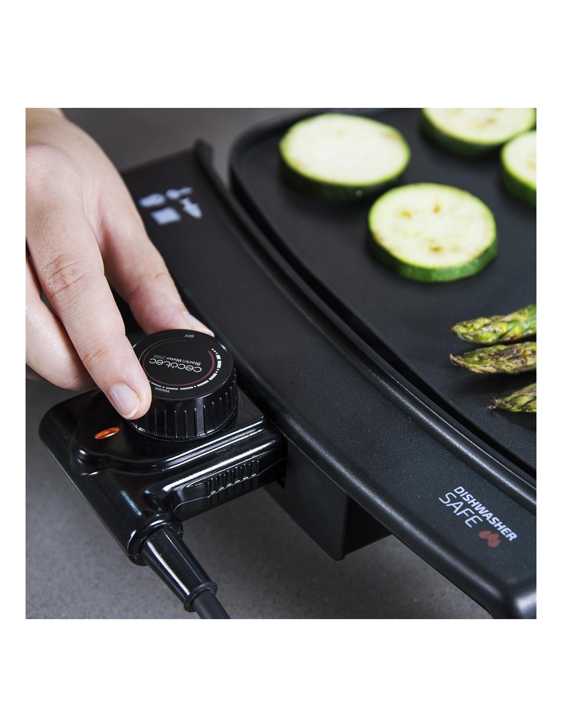 Plancha eléctrica Black&Water 2150