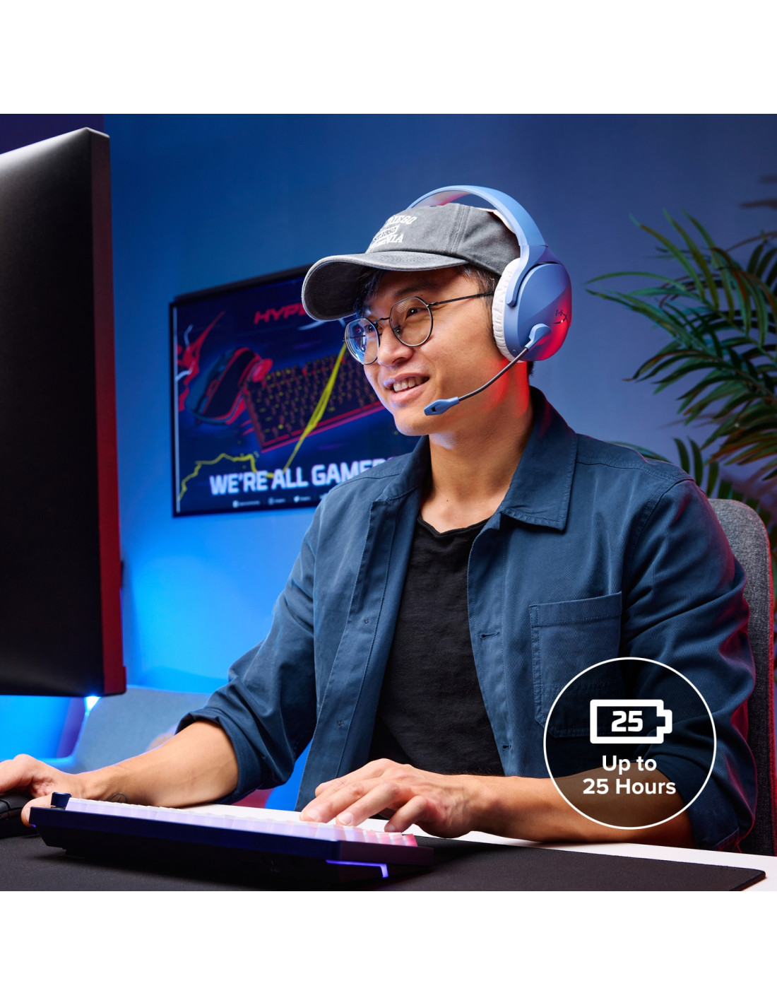 Auriculares gaming inalámbricos HyperX Cloud Jet de color azul claro